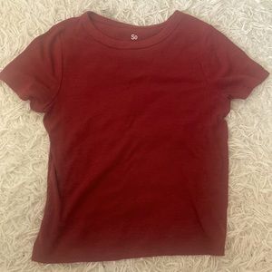SO red basic tee